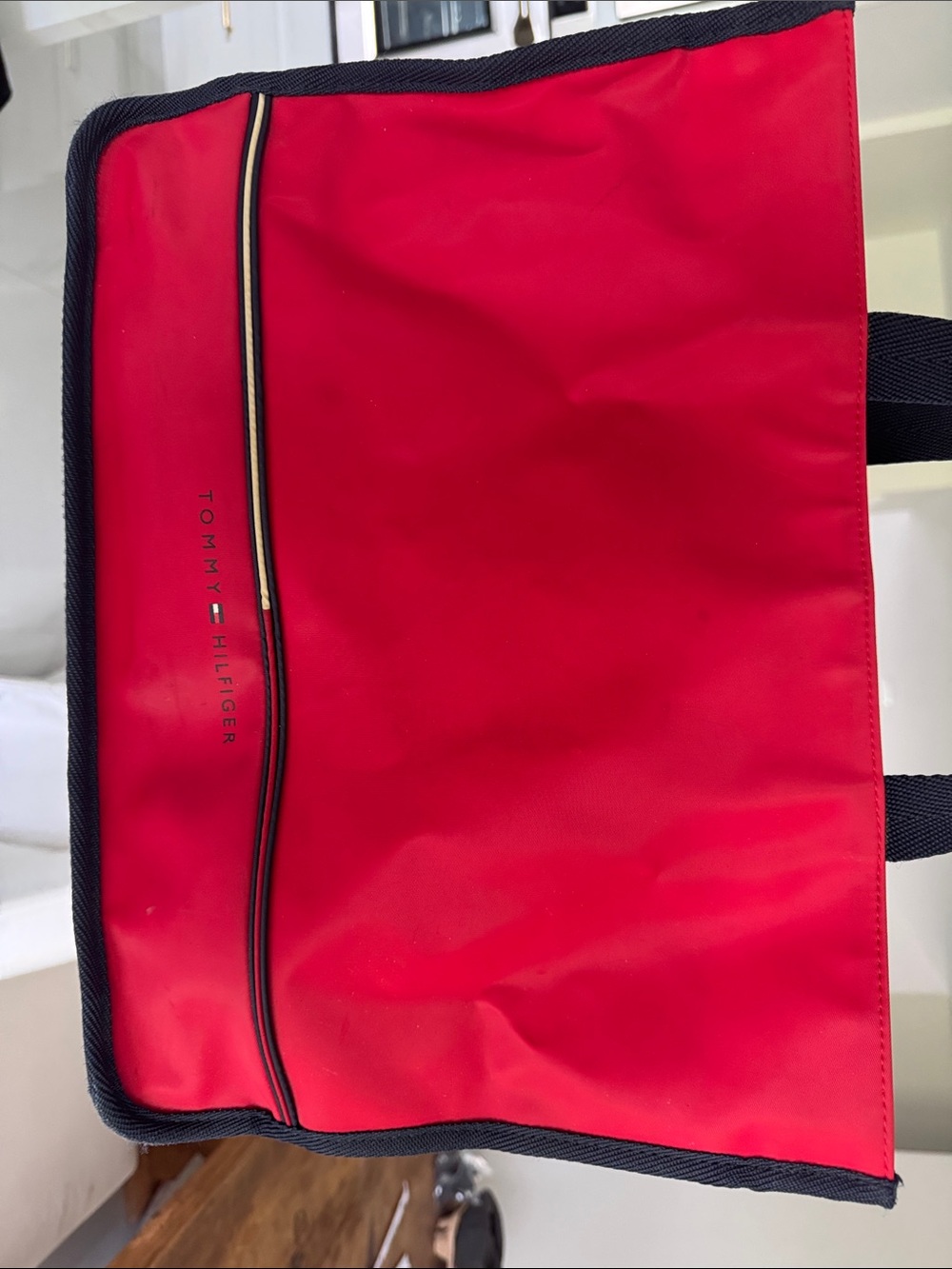 Tommy Hilfiger Red Nylon Tote with Contrast Trim
